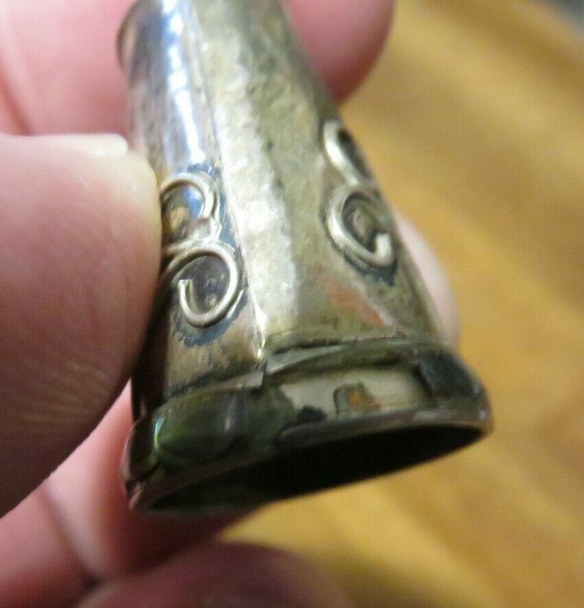 VINTAGE THIMBLE ABALONE TRIM GOOD SHAPE