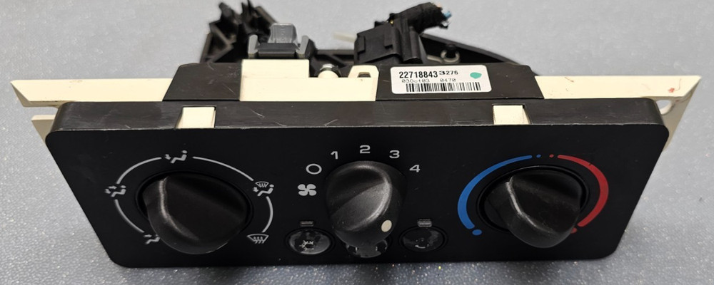 🔥03-07 Saturn ION Climate Control AC Heater Temperature HVAC Panel