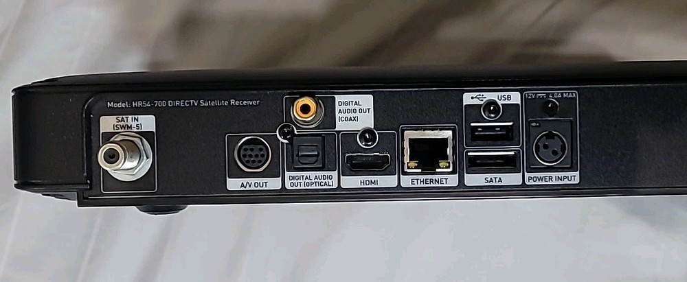 AT&T DirecTV Wireless Receiver Bundle - C41W-100 Bridge, Router, Remote & Cables