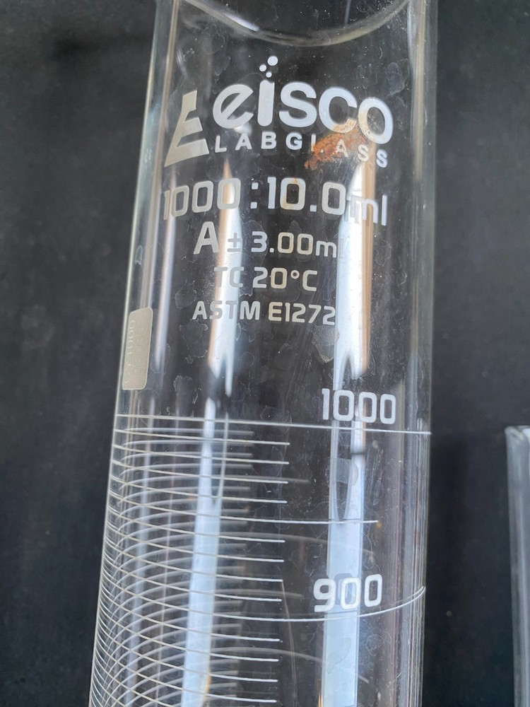 Eisco Labs 1000ml & 100ml Graduated Cylinder, Class A, ASTM - Hexagonal Base