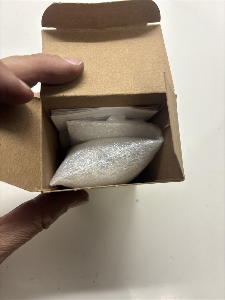 Leviton WSTLT-9D0 Enocean Control Transmitter White