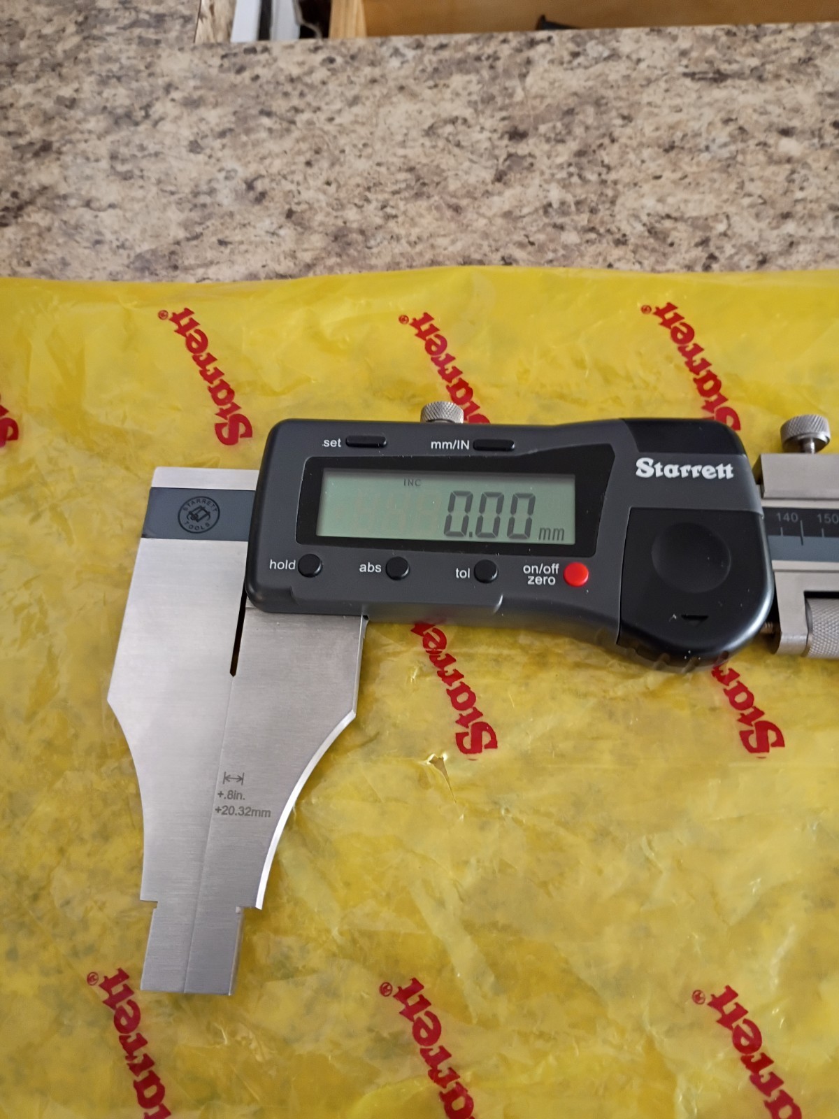 Starrett 799- 24"/600 Electronic Caliper