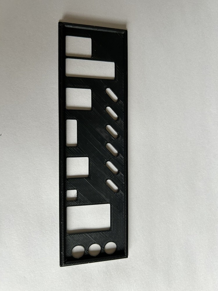 Gigabyte B550 UD AC IO Shield