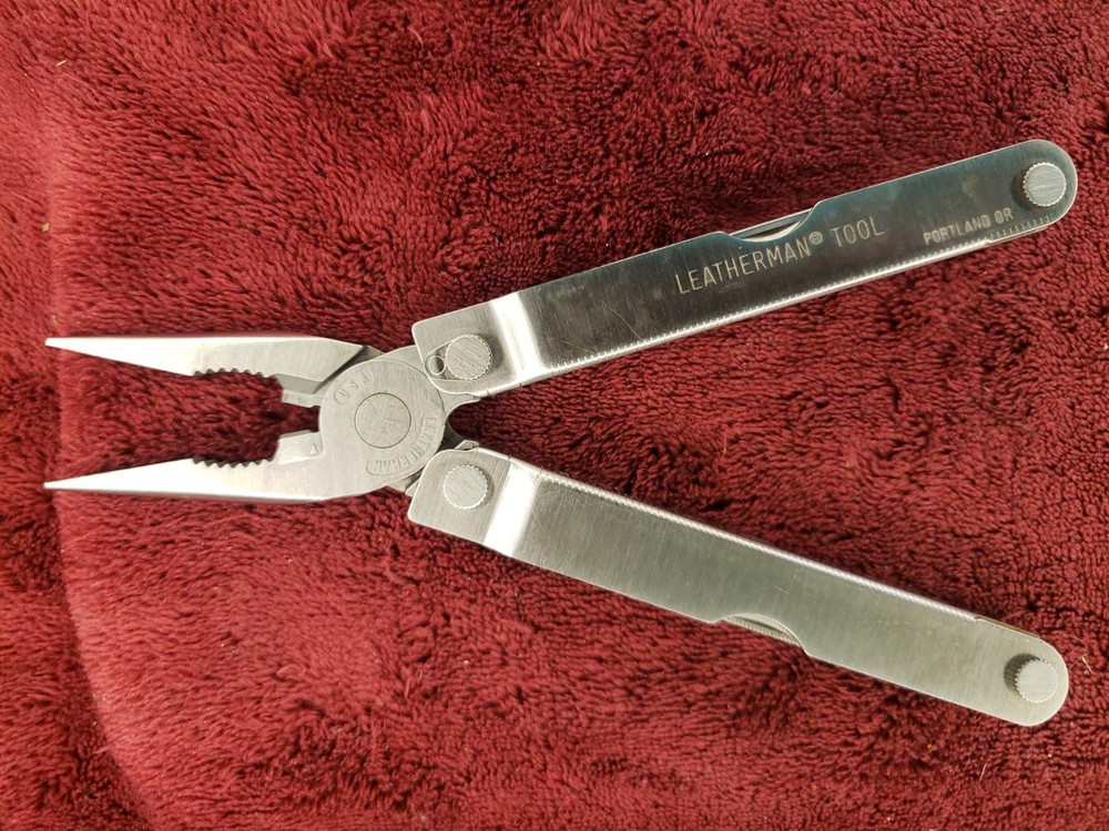 Leatherman ~ PST Multi tool 0401 0501 Date Codes SCC * CBW 2001 print