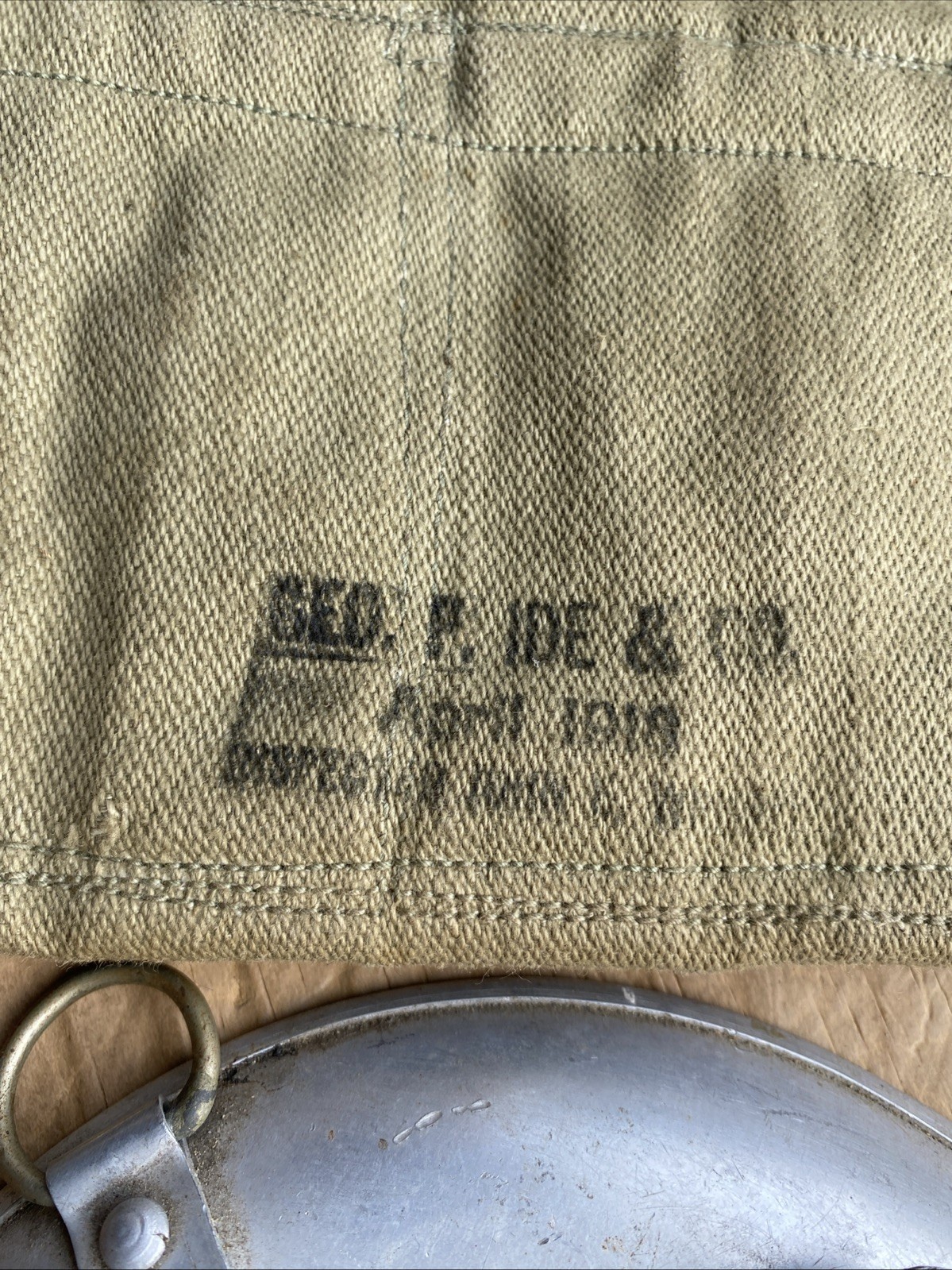 WW 1 Lot 1918 WWI- 11 POCKET GRENADE VEST W/1918 Mess Kit & Knife/Canteen & Cup