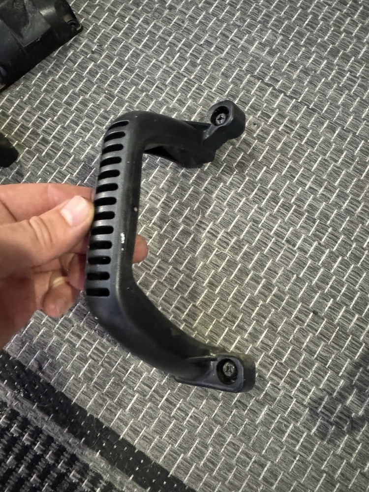 Hitachi C10FCH 10in Compound Miter Saw Top Handle