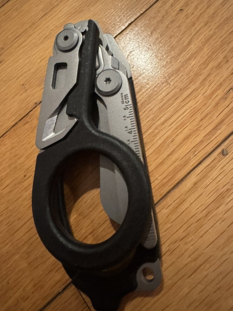 Raptor STYLE Tactical Multi Tool Rescue Shears Black