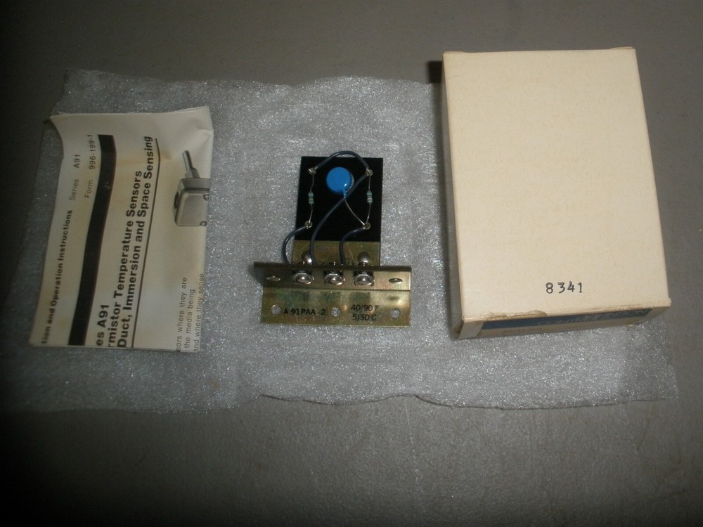 JOHNSON CONTROLS A91PAA-2 RETURN AIR SENSOR NOS