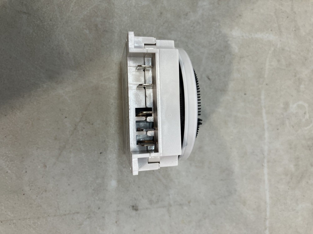 Trumeter TM18Q Electromechanical Timer Module - 125VAC 20A Quartz Drive