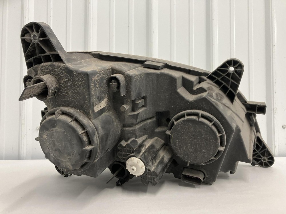 2012-2021 Peterbilt 579 Left/Driver Headlamp - Used