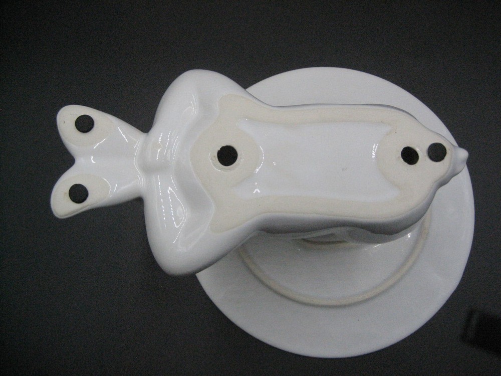 Ceramic Easter Bunny Rabbit Balancing Plate w/ Feet White UNIQUE