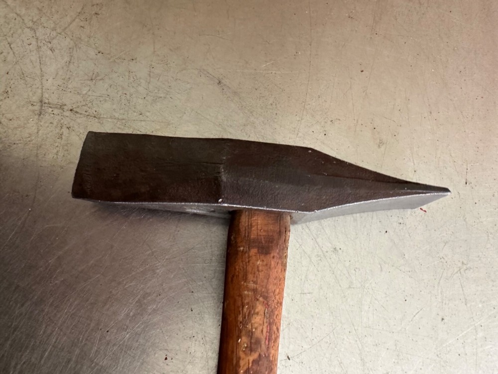 Vintage ATHA Scaling Hammer 1 Pound 5oz.