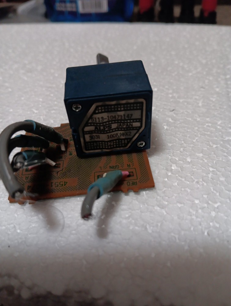HARMAN KARDON HK 690i receiver Volume Pot
