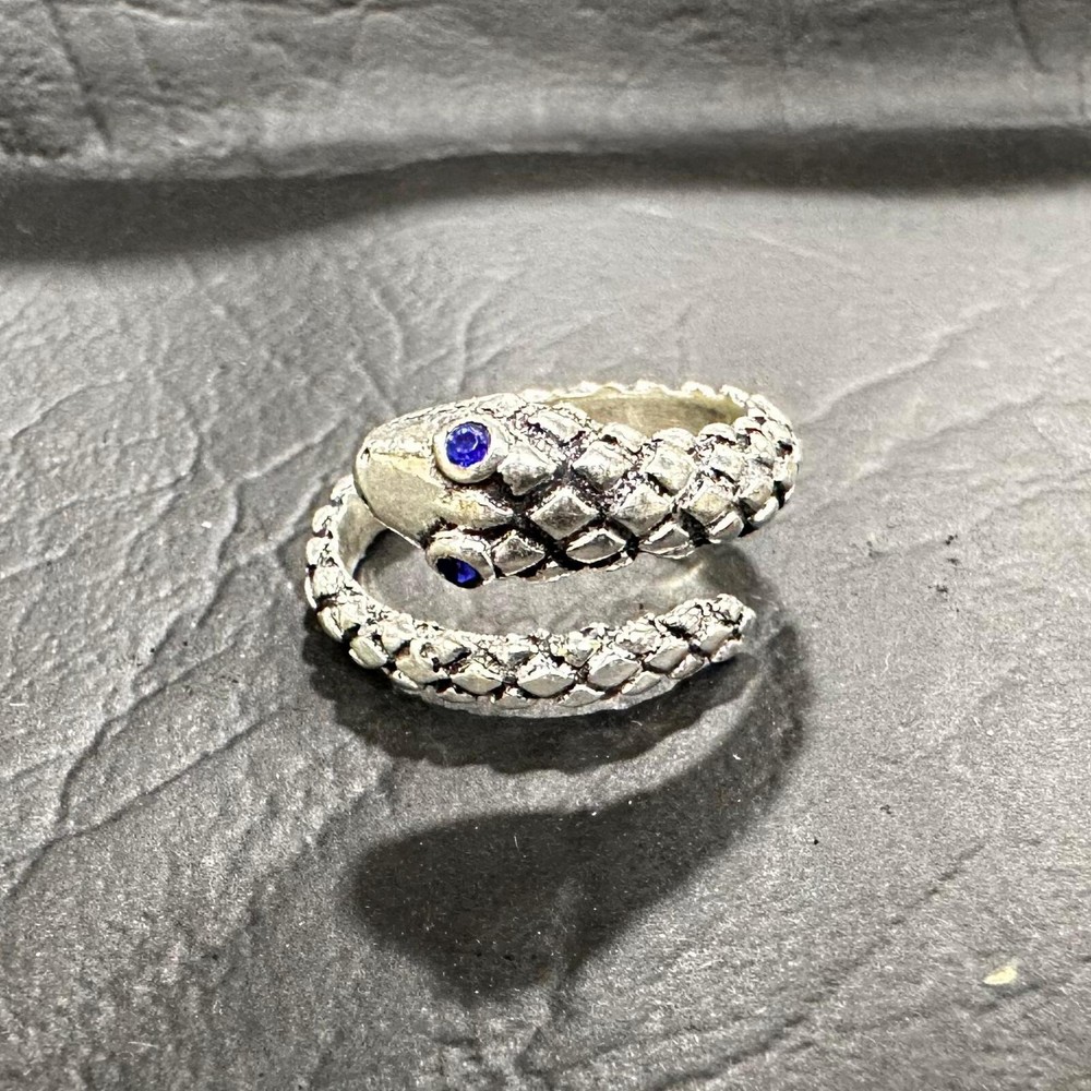 Beautiful Snake Shape Stone Ring, Gold Silver ruby eye Ring Gift for her