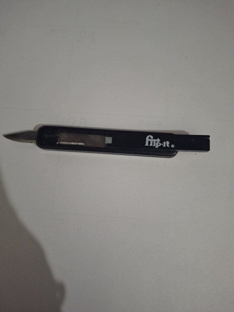 Flip It Razor