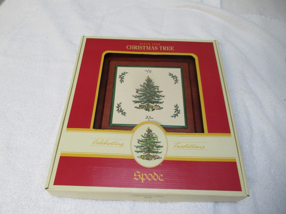 Spode Christmas tree design wooden & tile square cracker & cheese tray