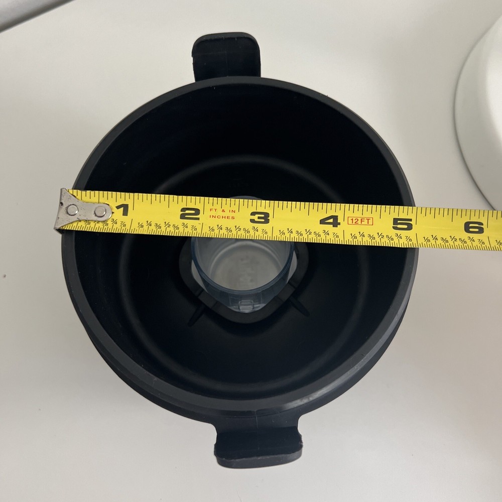 Vitamix Blender Replacement Lid 64oz Pitcher Lid & Plug ONLY Rubber Black