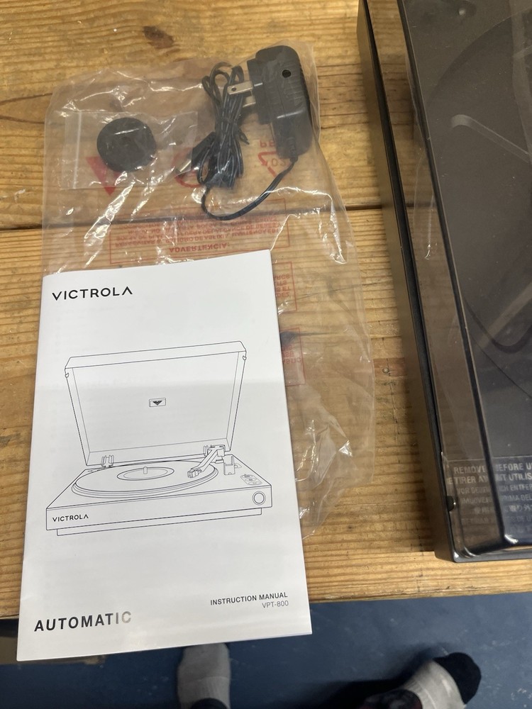 NEW OPEN BOX Victrola Automatic BT Bluetooth Model VPT-800 Record Player