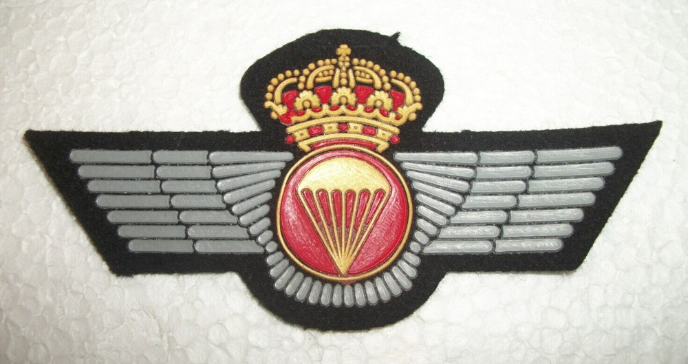 PATCH SPANISH ARMY   PARACHUTIST QUALIFICATION WING ( Post-1977 ) #4