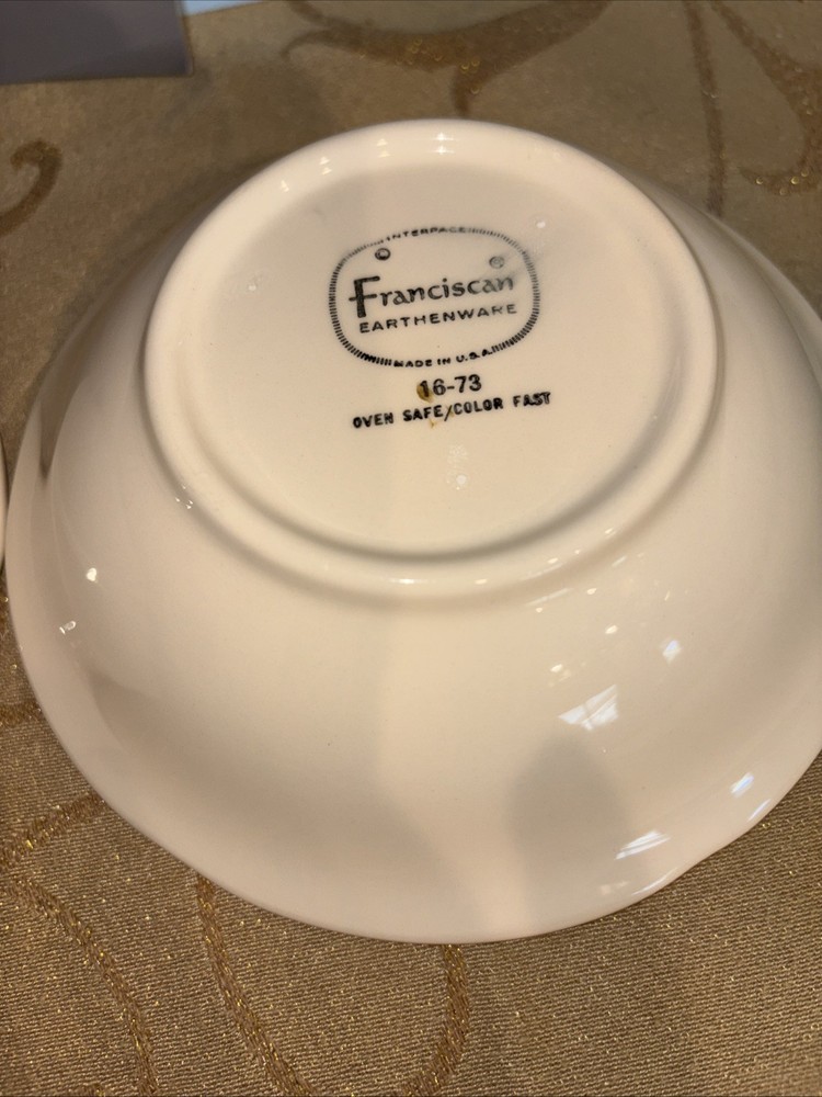 2 FRANCISCAN APPLE PATTERN COUPE CEREAL BOWLS MADE IN U.S.A. EUC