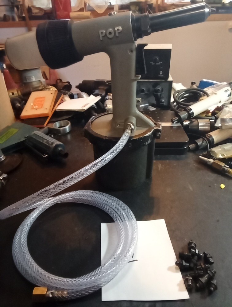 Emhart POP Pop Riveter. Model 5400