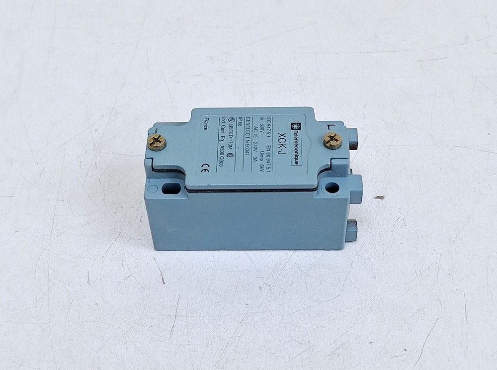 Telemecanique XCK-J Limit Switch