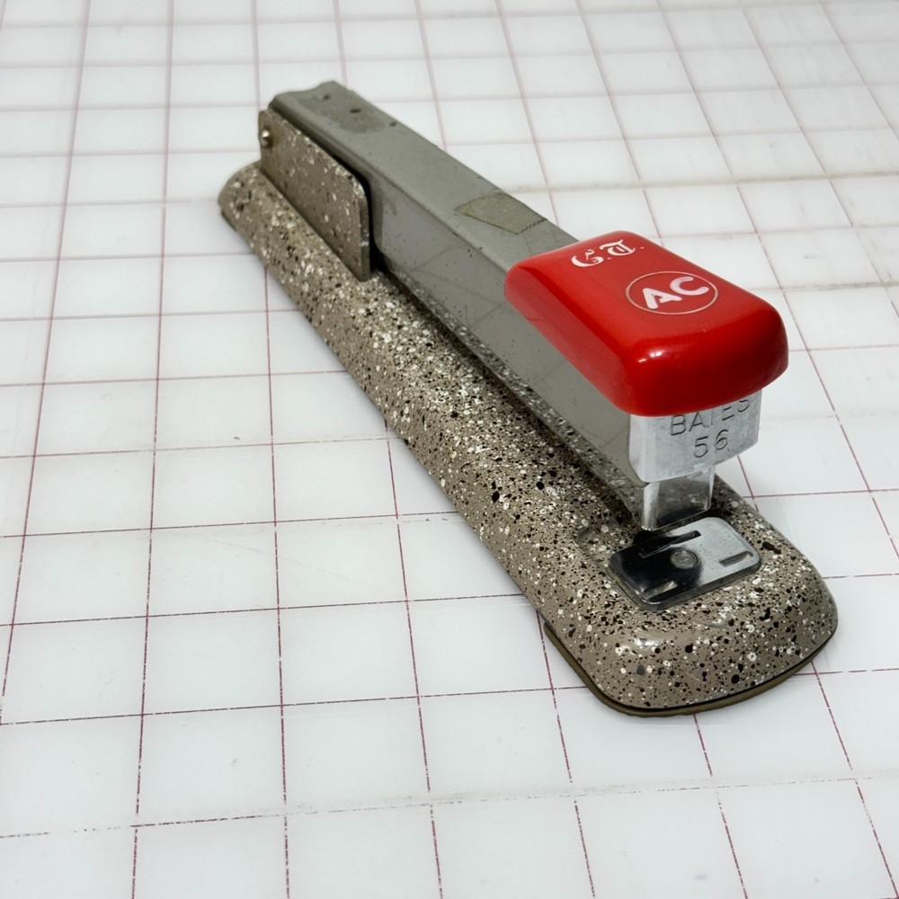 Vintage Red Handle Stapler Bates J858 Staples (AC)
