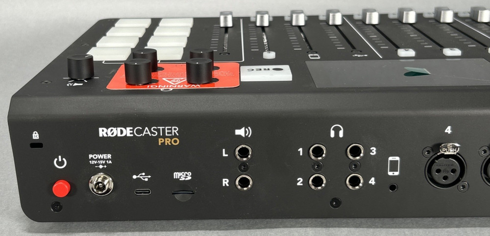 RODE RODECaster Pro Mixer Console USB Audio Interface W/Hard Case