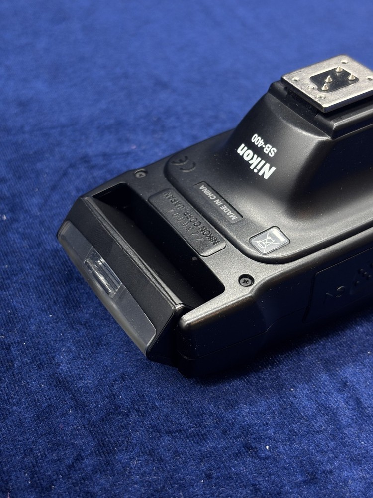 Nikon Speedlight SB-400