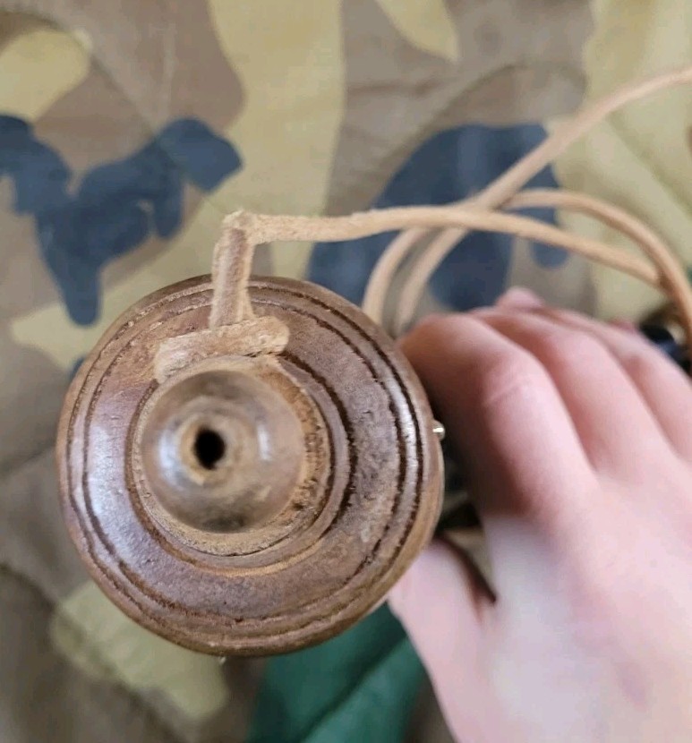 Modern Muzzleloading Black Powder Powder Horn With Leather Strap