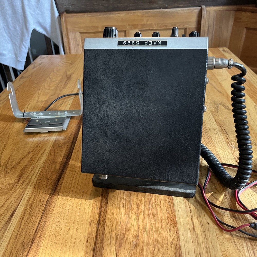 Diamond 40 CB Radio