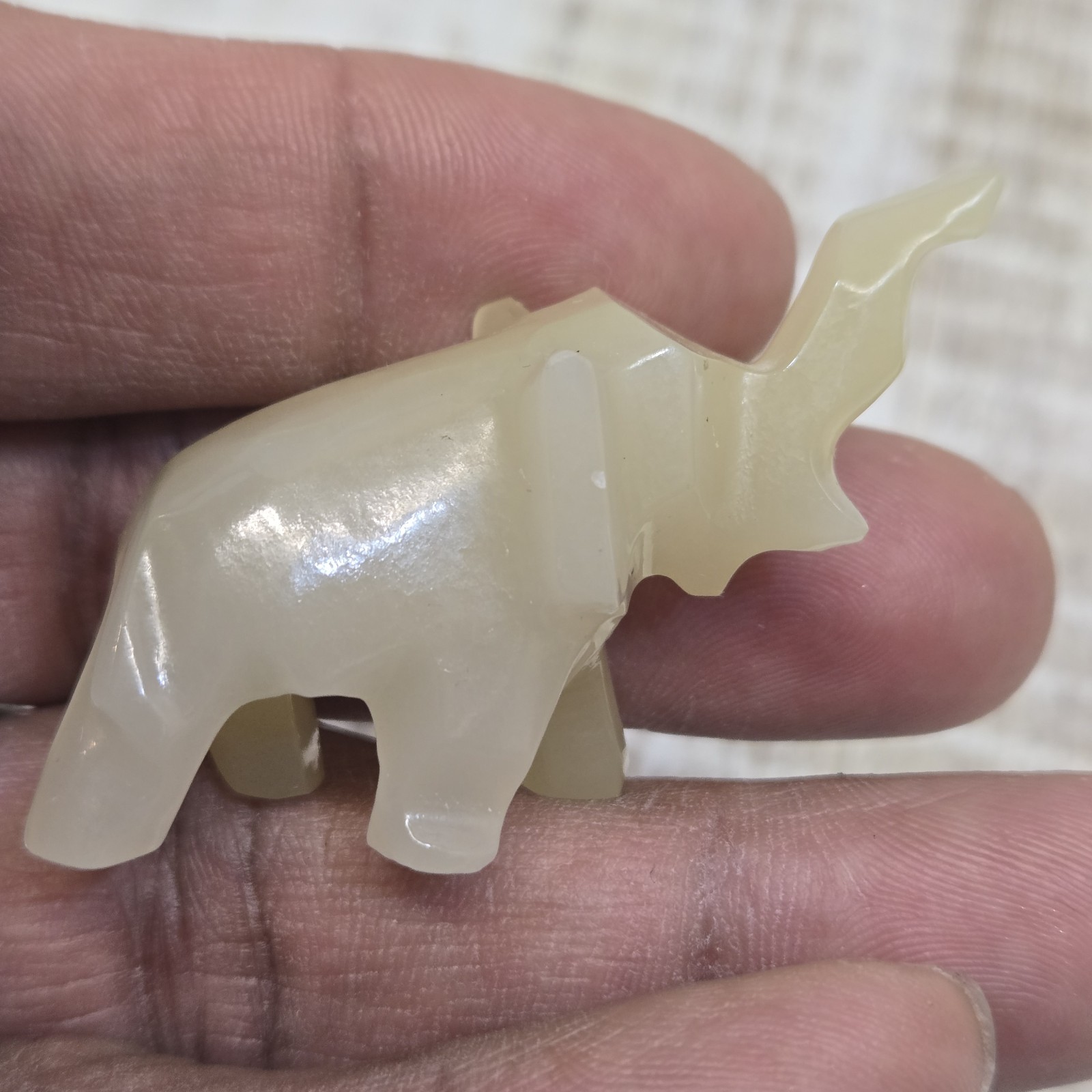 Lot Of 4 Vintage Hand Carved Marble/ White Onyx Quartz Stone Elephants