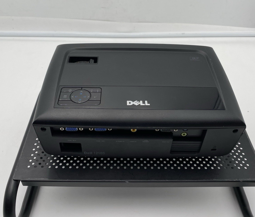 Dell 1210S Projector Black USB Flexible Display 1299 Lamp Hours
