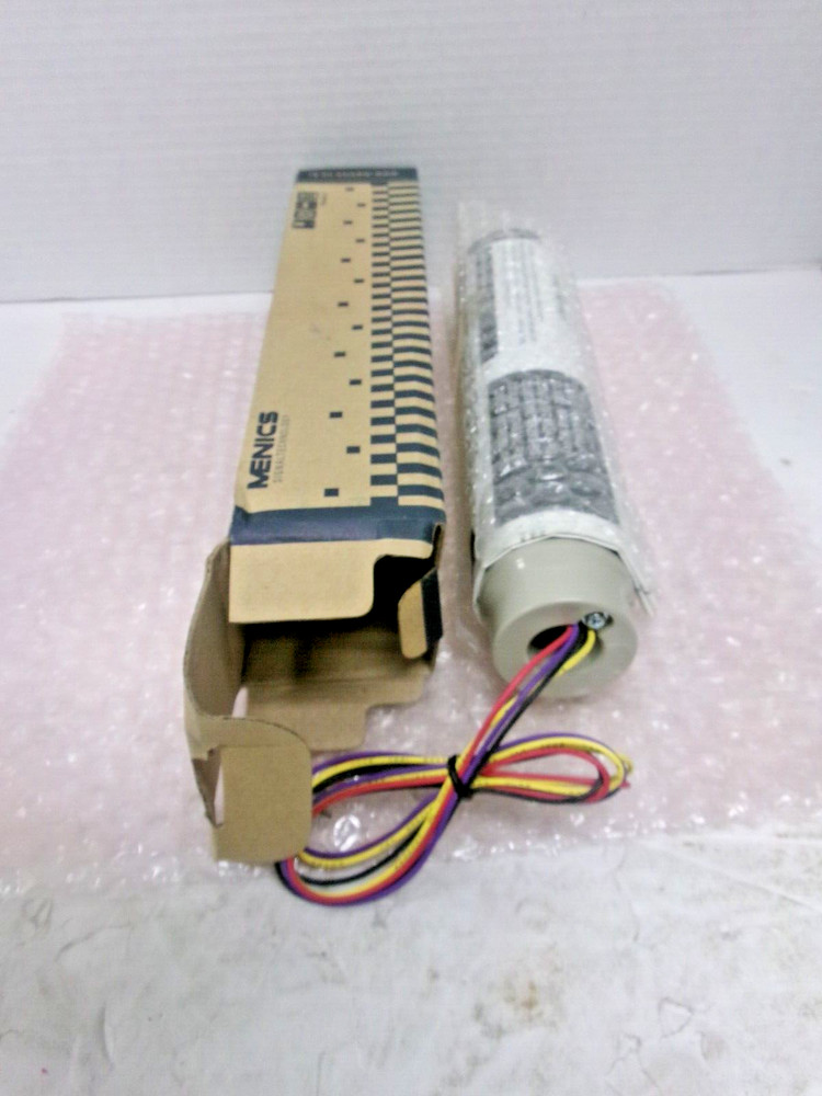 (1) NEW! MENICS MT4B3BL-RYG Tower Light Stack 110V