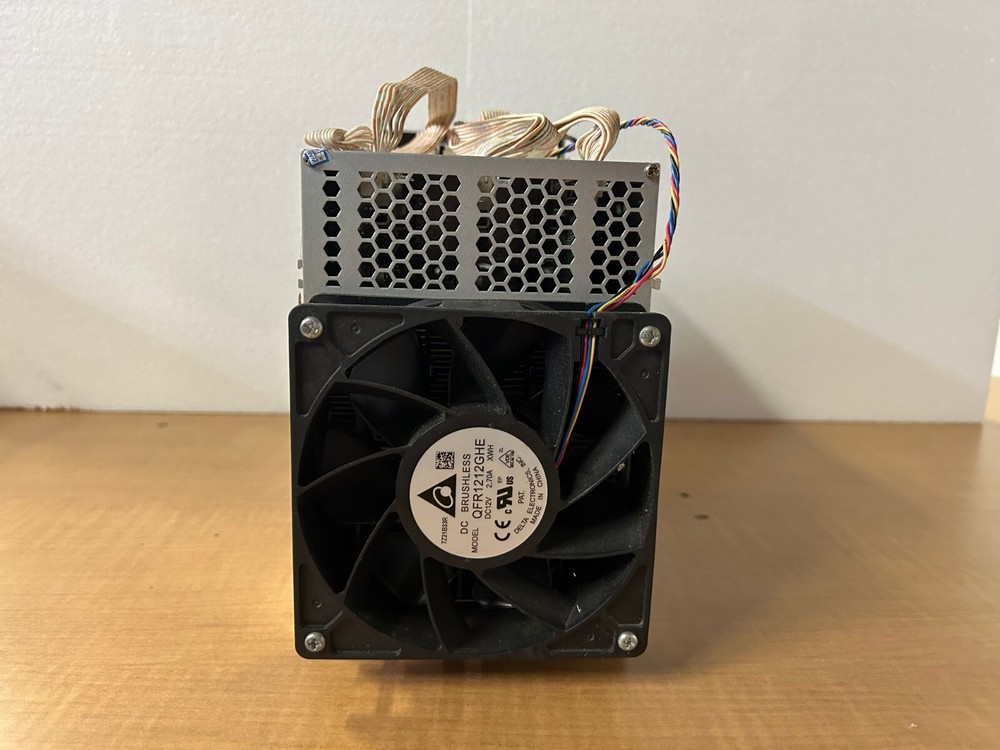 Bitmain Antminer A3 815GH Sia Coin Miner