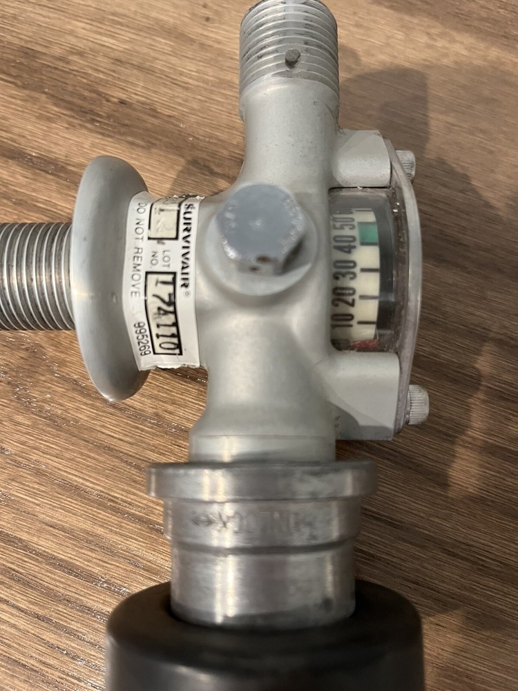 Hi Pressure Air Tank SCBA Valve Regulator. Untested / Missing Cap