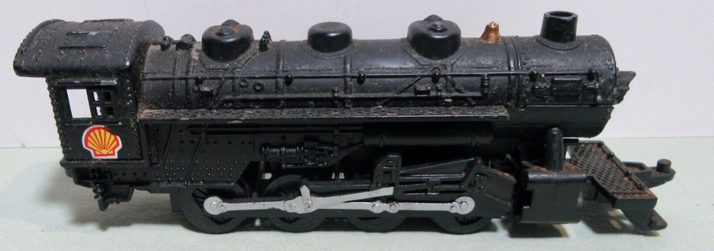 Fletcher-Barnhart & White Shell Locomotive & Caboose