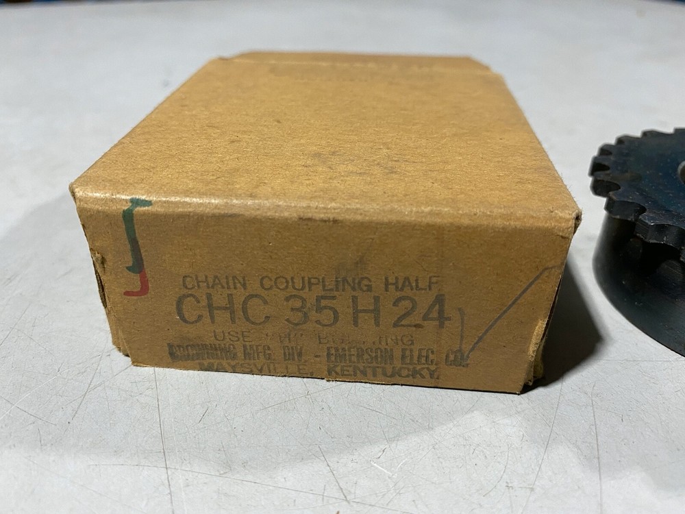 One (1) Browning CHC35H24 Chain Coupling Half Sprocket, NOS