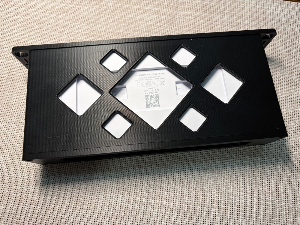 ubiquiti switch flex 2.5 10" rackmount (MOUNT ONLY)