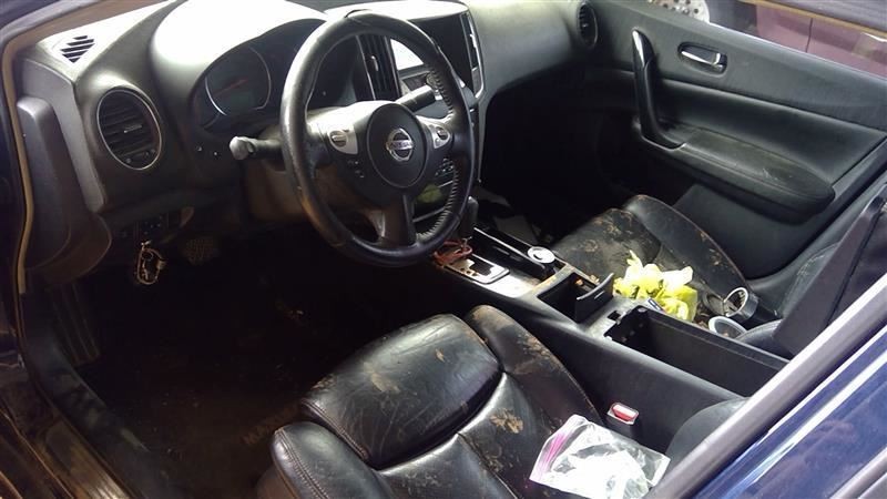 MAXIMA 2009 Fuse Box Cabin 6747