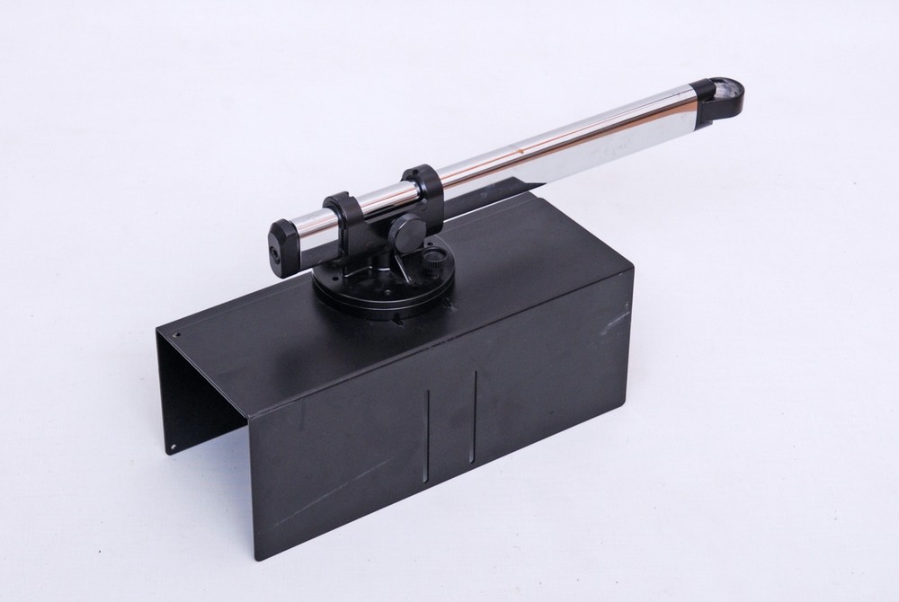 USM Haller CPU Holder For USM Table Legs Rotatable Adjustable 6.Z