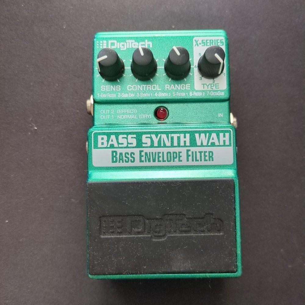 Digitech Bass Synth Wah Envelope Filter Guitar Effect Pedal Sens Control Range