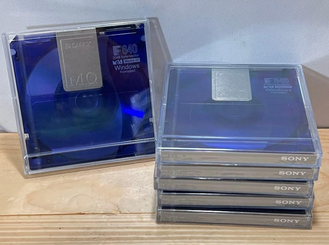[ New ] MITSUBISHI MAXELL SONY MO 640MB Magneto Optical Disk lot of 33 260104