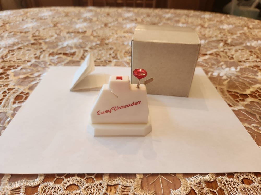 Vintage 1990 Easy Threader Machine With Instructions