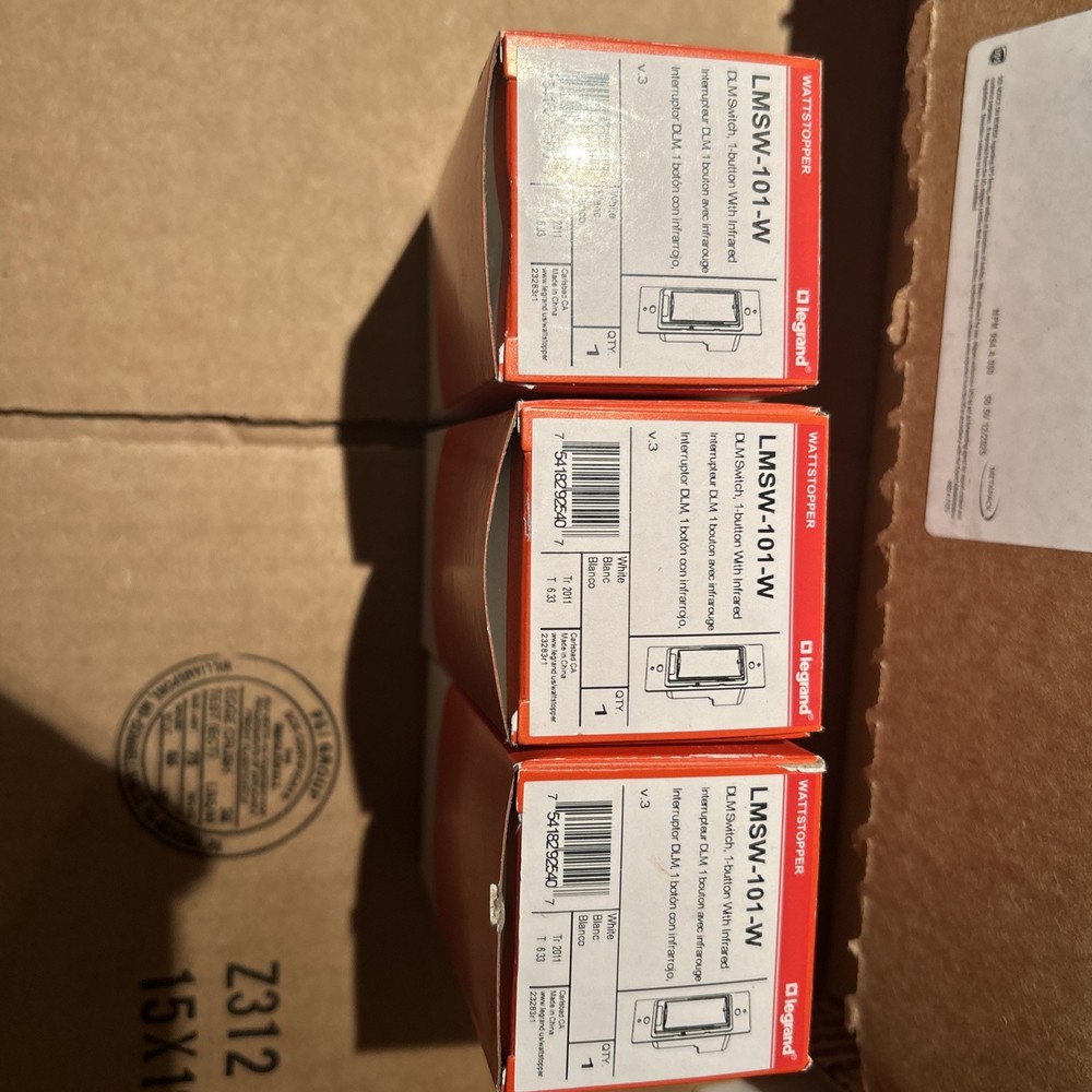 Wattstopper DLM 1-Button Wall Switch - White