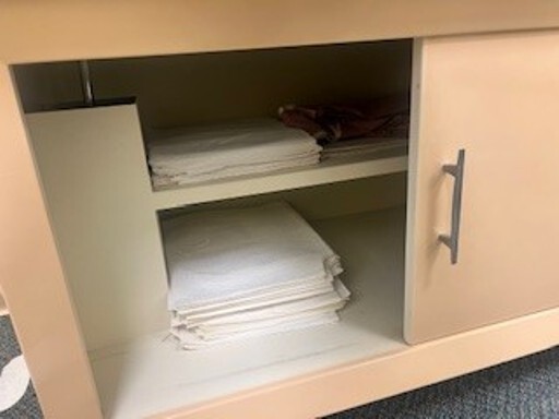 Midmark Ritter Exam Table. Great condition.