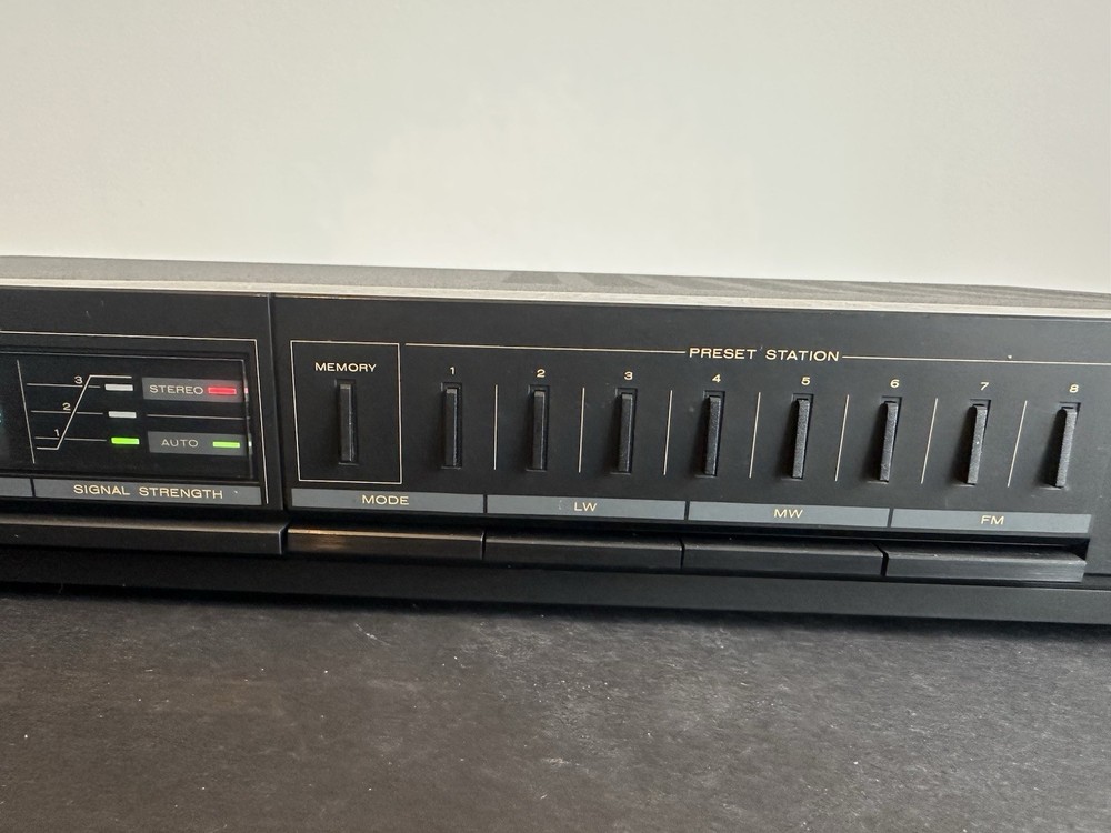 Marantz ST 26L Stereo Tuner - Tested Working