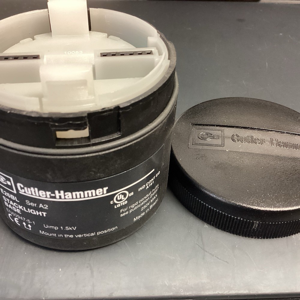 CUTLER HAMMER E26BL SER A2 STACKLIGHT BASE(LPW34I)