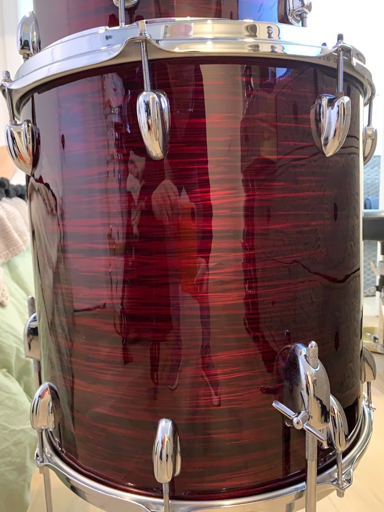 Slingerland 4-piece Red Oyster Drum Set
