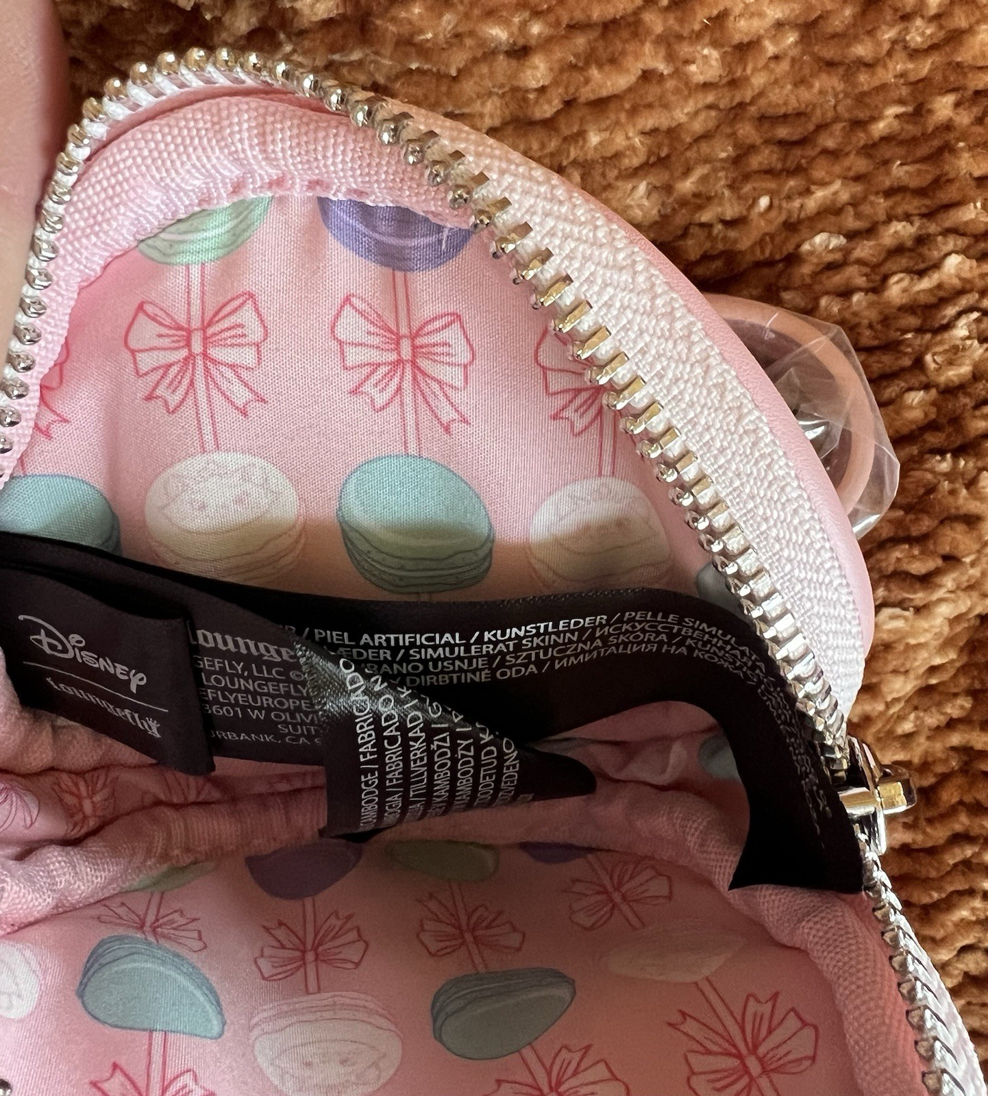 Loungefly Disney The Aristocats Marie Macaron Bow Coin Purse Wristlet NWT